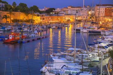 Historischer alter Hafen, Ciutadella, Menorca, Balearische Inseln, Spanien, Mittelmeer, Europa - RHPLF02350