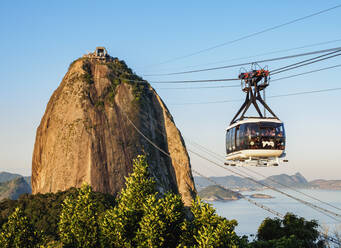 Seilbahn auf den Zuckerhut, Rio de Janeiro, Brasilien, Südamerika - RHPLF02456