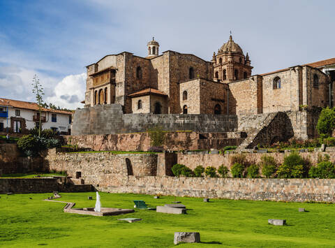 Ruinen von Qoricancha (Sonnentempel) und Kloster Santo Domingo, UNESCO-Weltkulturerbe, Cusco, Peru, Südamerika, lizenzfreies Stockfoto