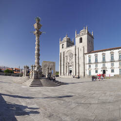 Pelourinho Column, Se Cathedral, Porto (Oporto), Portugal, Europe - RHPLF02594