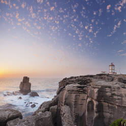 Leuchtturm Cabo Carvoeiro, Costa da Prata, Silberküste, Peniche, Atlantik, Portugal, Europa - RHPLF02616