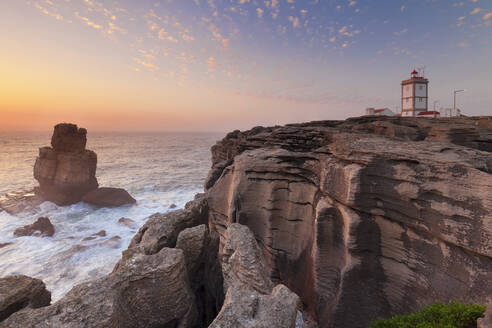 Leuchtturm Cabo Carvoeiro, Costa da Prata, Silberküste, Peniche, Atlantik, Portugal, Europa - RHPLF02618