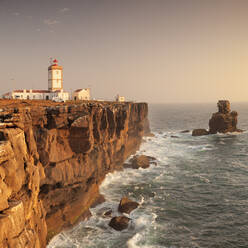 Leuchtturm Cabo Carvoeiro, Costa da Prata, Silberküste, Peniche, Atlantik, Portugal, Europa - RHPLF02620
