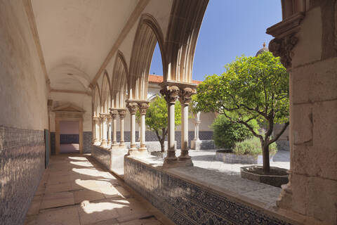 Claustro do Cemiterio cloister, Convento de Cristi (Convent of Christ) Monastery, UNESCO World Heritage Site, Tomar, Portugal, Europe stock photo