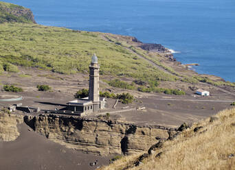 Leuchtturm von Capelinhos, Insel Faial, Azoren, Portugal, Atlantik, Europa - RHPLF02657