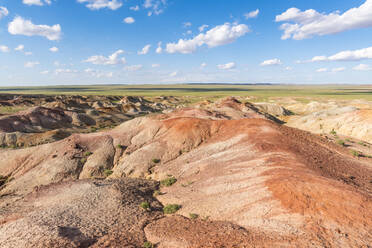 Weiße Stupa, Sedimentgesteinsformationen, Ulziit, Provinz Mittelgobi, Mongolei, Zentralasien, Asien - RHPLF02725