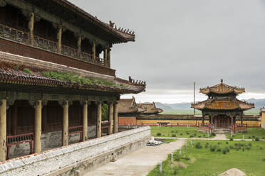 Tempel im Amarbayasgalant-Kloster, Berg Buren-Khaan, Bezirk Baruunburen, Provinz Selenge, Mongolei, Zentralasien, Asien - RHPLF02773