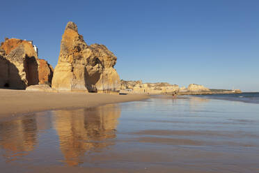 Praia da Rocha beach, Atlantic Ocean, Portimao, Algarve, Portugal, Europe - RHPLF03005