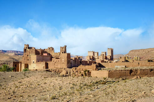 Lehmkasbah-Gebäude im Ksar von Tamedakhte, Provinz Ouarzazate, Souss-Massa-Draa, Marokko, Nordafrika, Afrika - RHPLF03080