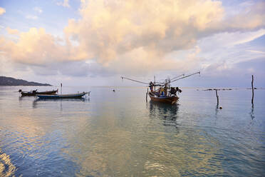 Fischerboote, Koh Samui, Thailand, Südostasien, Asien - RHPLF03195