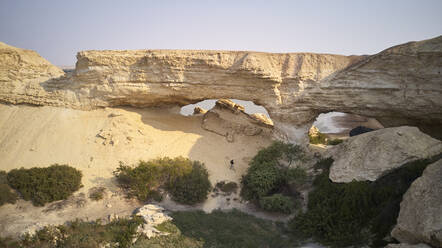 Felsbogen Arco in Angola, Namib-Wüste - VEGF00518