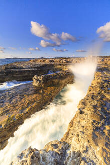 Devil's Bridge, Antigua, Antigua und Barbuda, Inseln unter dem Winde, Westindien, Karibik, Mittelamerika - RHPLF03510