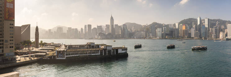 Star Ferry with Hong Kong Island behind, seen from Kowloon, Hong Kong, China, Asia - RHPLF03592