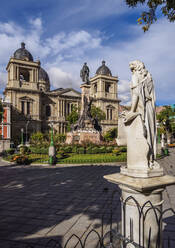 Plaza Murillo mit der Basilika Unserer Lieben Frau vom Frieden, La Paz, Bolivien, Südamerika - RHPLF03784