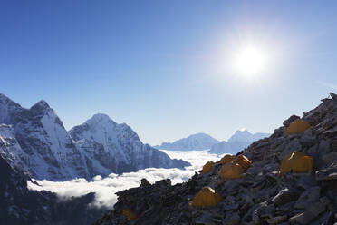 Lager 1 auf der Ama Dablam, Sagarmatha-Nationalpark, UNESCO-Welterbe, Khumbu-Tal, Nepal, Himalaya, Asien - RHPLF03820