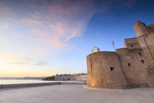 Normannische Araberburg, Castellammare del Golfo, Provinz Trapani, Sizilien, Italien, Mittelmeer, Europa - RHPLF03969