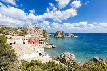 Historischer Weiler des Thunfischfangs, Tonnara di Scopello, Castellammare del Golfo, Provinz Trapani, Sizilien, Italien, Mittelmeer, Europa - RHPLF04006