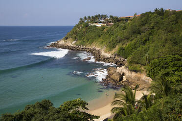 Playa Carrizalillo, Puerto Escondido, Oaxaca, Mexico, North America - RHPLF04250