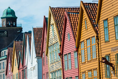 Reihe von Holzhäusern, Tyske Bryggen, Hanseviertel, UNESCO-Weltkulturerbe, Bergen, Hordaland, Norwegen, Skandinavien, Europa - RHPLF04349