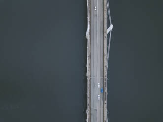 Luftaufnahme der Brücke über die Wolga, Moskau, Russland - KNTF03055