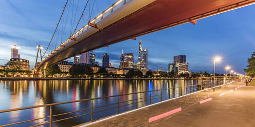 Holbeinsteg über den Fluss in Frankfurt, Deutschland - WDF05459