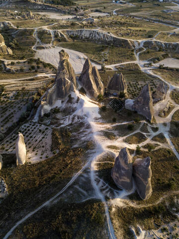 Luftaufnahme des Taubenkomplex-Klosters im Goreme-Nationalpark, Kappadokien, Türkei, lizenzfreies Stockfoto