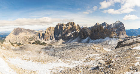 Blick auf die Berge vom Lagazuoi aus, Italien - WPEF01815