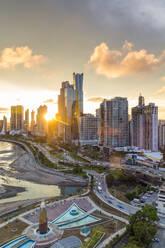 Skyline der Stadt, Panama-Stadt, Panama, Mittelamerika - RHPLF04612