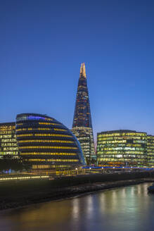 The Shard und City Hall an der Themse, Southwark, London, England, Vereinigtes Königreich, Europa - RHPLF04776