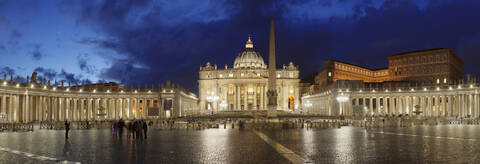 Petersdom, Petersplatz, Kolonnade von Bernini, UNESCO-Weltkulturerbe, Vatikanstadt, Rom, Latium, Italien, Europa, lizenzfreies Stockfoto