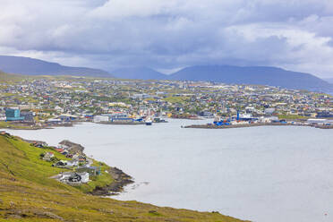 Hafen von Torshavn, Insel Streymoy, Färöer Inseln, Dänemark, Europa - RHPLF04845