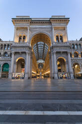 Frontansicht der Galleria Vittorio Emanuele II, Mailand, Lombardei, Italien, Europa - RHPLF04860