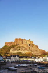 Mont Orgueil Castle (Gorey Castle), Gorey, Jersey, Kanalinseln, Vereinigtes Königreich, Europa - RHPLF04939