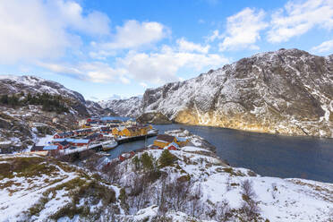 Fischerdorf Nusfjord, Lofoten Inseln, Nordland, Norwegen, Europa - RHPLF05005