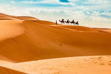 Merzouga-Wüste, Marokko, Nordafrika, Afrika - RHPLF05032