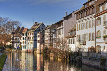 Ill River and Quai de la Bruche, old town Petite France, UNESCO World Heritage Site, Strasbourg, Alsace, France, Europe - RHPLF05089