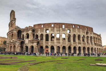 Kolosseum, Römisches Amphitheater, Forum, Historisches Zentrum (Centro Storico), Rom, UNESCO-Weltkulturerbe, Latium, Italien, Europa - RHPLF05144