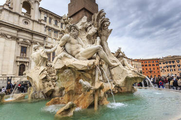 Fontana dei Quattro Fiumi (Vier Flüsse), Piazza Navona, Historisches Zentrum, Rom, UNESCO-Weltkulturerbe, Latium, Italien, Europa - RHPLF05150