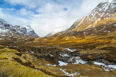 Wintersturm und das Glencoe-Tal, Glencoe, Region Highland, Schottland, Vereinigtes Königreich, Europa - RHPLF05268