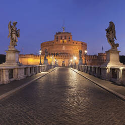 Mausoleum of Hadrian, Castel Sant'Angelo, Ponte Sant'Angelo Bridge, UNESCO World Heritage Site, Rome, Lazio, Italy, Europe - RHPLF05334