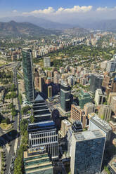 Metropole Sanhattan vom Gran Torre Santiago aus, Costanera Center, Südamerikas höchstes Gebäude, Las Condes, El Golf, Santiago, Chile, Südamerika - RHPLF05349