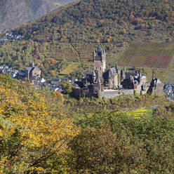 Reichsburg, Cochem, Moseltal, Rheinland Pfalz, Deutschland, Europa - RHPLF05500