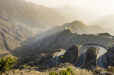 Schöne Berglandschaft um den Mount Souda, den höchsten Berg Saudi-Arabiens, Abha, Saudi-Arabien, Naher Osten - RHPLF05704