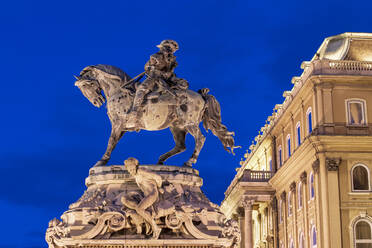 Equestrian statue of Prince Eugene of Savoy, Royal Palace, Buda Castle, UNESCO World Heritage Site, Budapest, Hungary, Europe - RHPLF05884