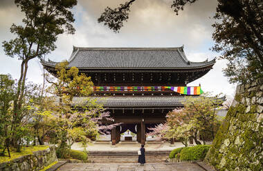 Chion-in Sanmon Tempeltor, Kyoto, Japan, Asien - RHPLF05943