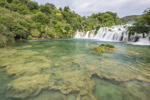 Wasserfälle im Krka-Nationalpark, Kroatien, Europa - RHPLF06094