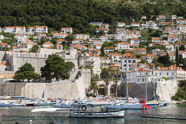 Hafen von Dubrovnik, UNESCO-Weltkulturerbe, Dubrovnik, Kroatien, Europa - RHPLF06104