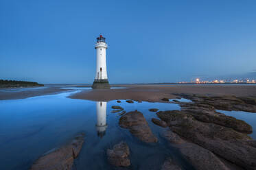 Perch Rock Leuchtturm bei Sonnenaufgang, New Brighton, Merseyside,The Wirral, England, Vereinigtes Königreich, Europa - RHPLF06399