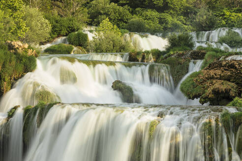 Skradinski Buk-Wasserfälle, Krka-Nationalpark, Dalmatien, Kroatien, Europa - RHPLF06917