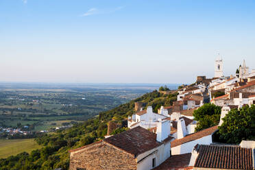 Dorf und Burg Monsaraz, Alentejo, Portugal, Europa - RHPLF06945